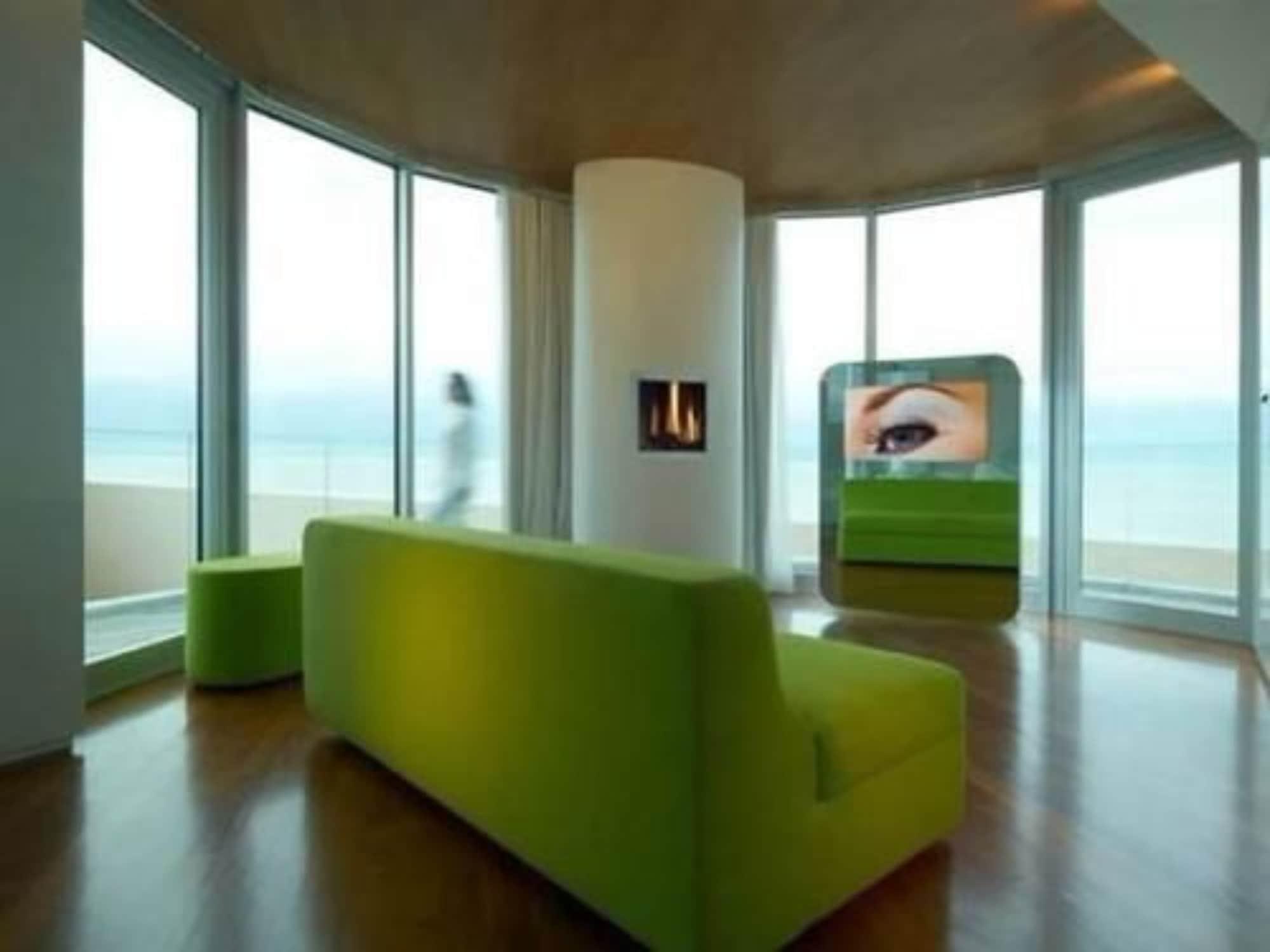 Hotel I-suite
