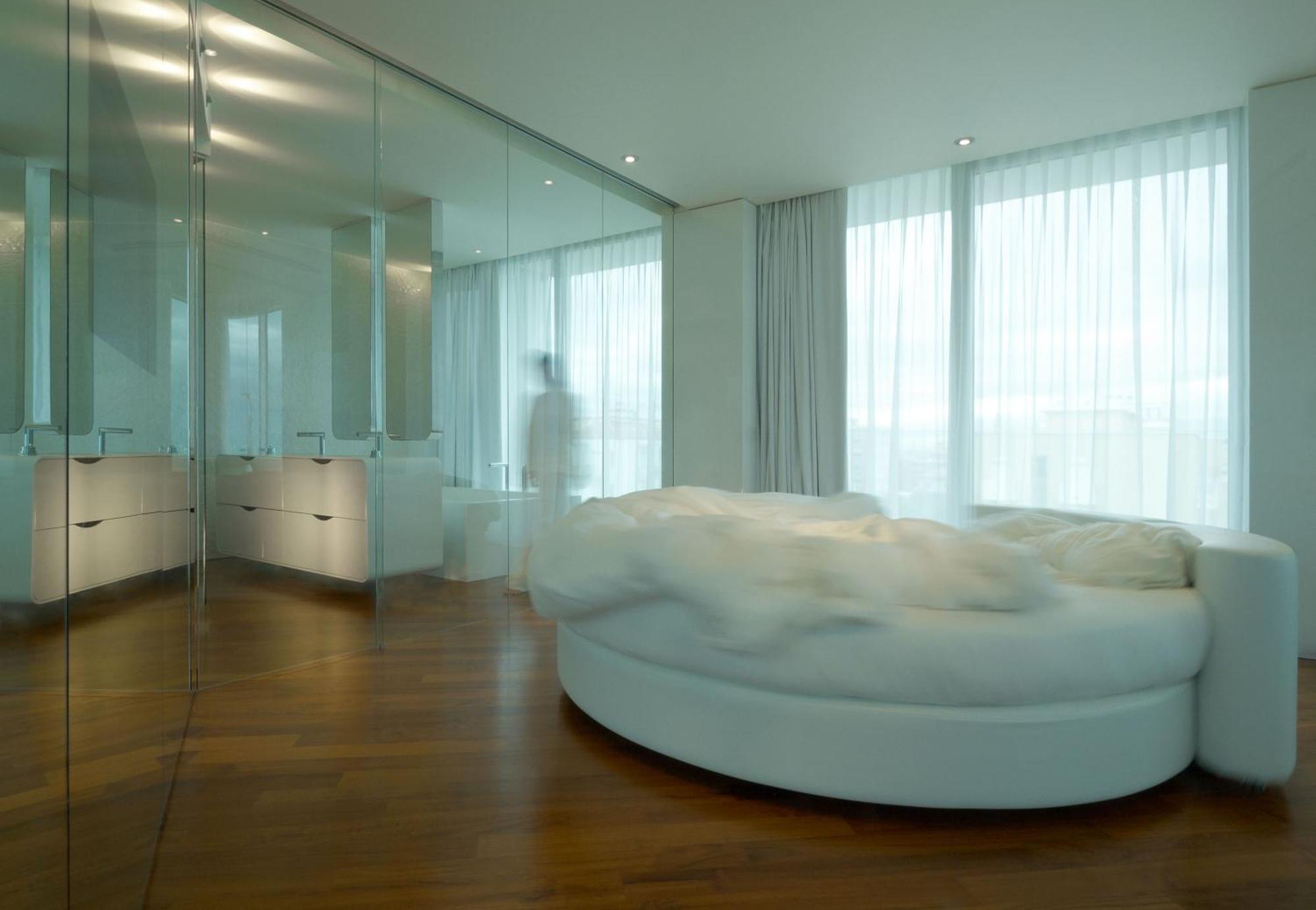 Hotel I-suite 5*